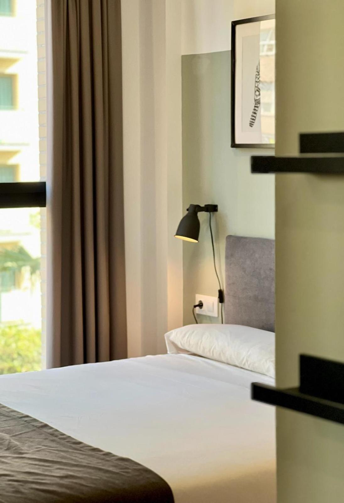Apartamentos De Pradas Valencia Exteriör bild