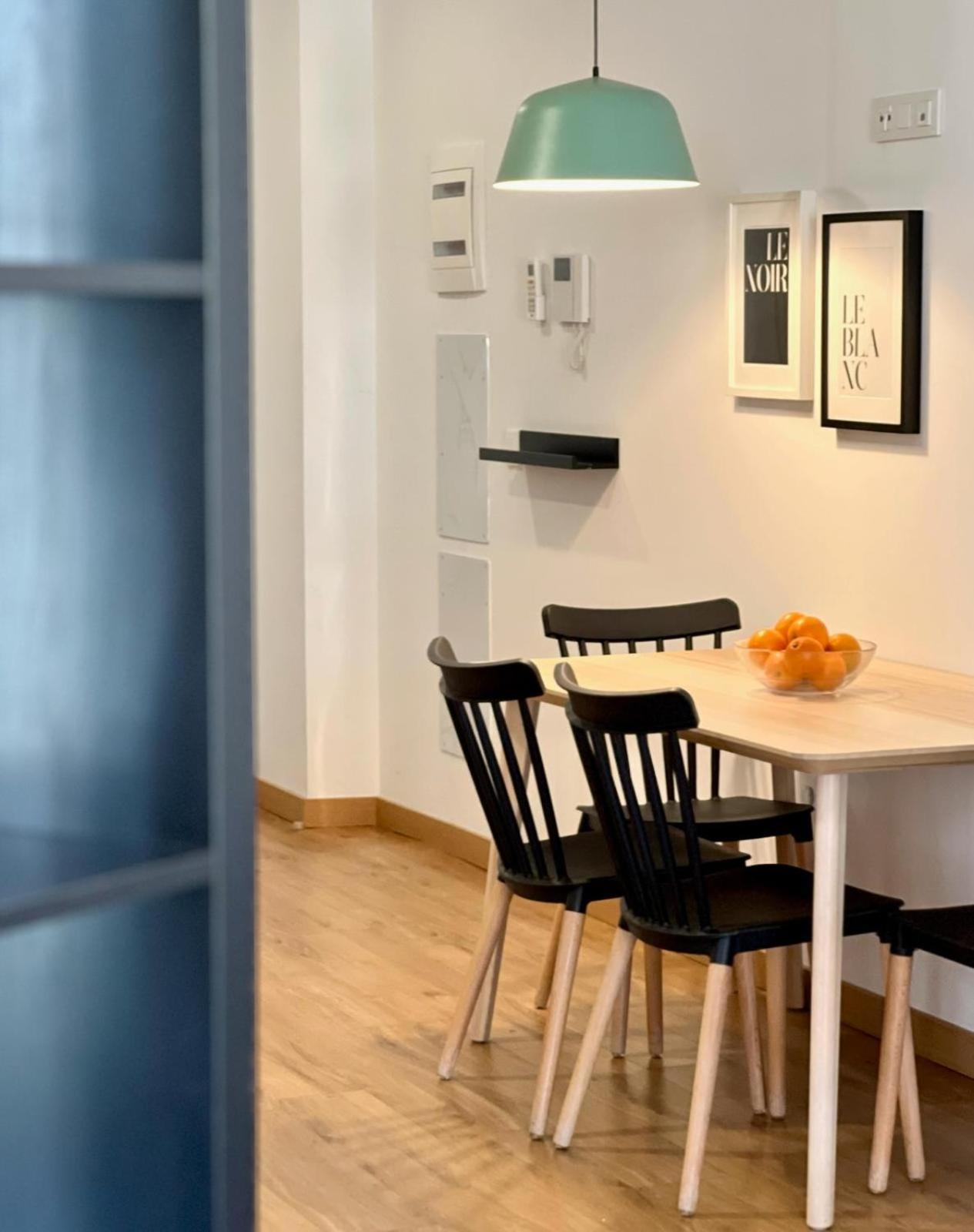 Apartamentos De Pradas Valencia Exteriör bild
